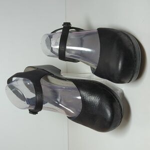 Dansko Sam Mary Jane clog platform shoes women's size 10.5-11. EU 41